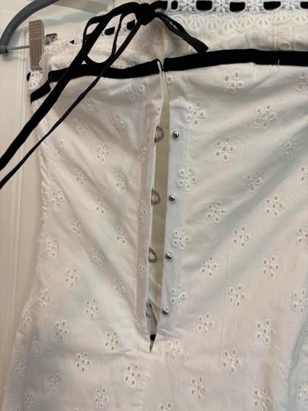 With Jéan Sabrin Dress in white corset mini dress size XS - Picture 3 of 9